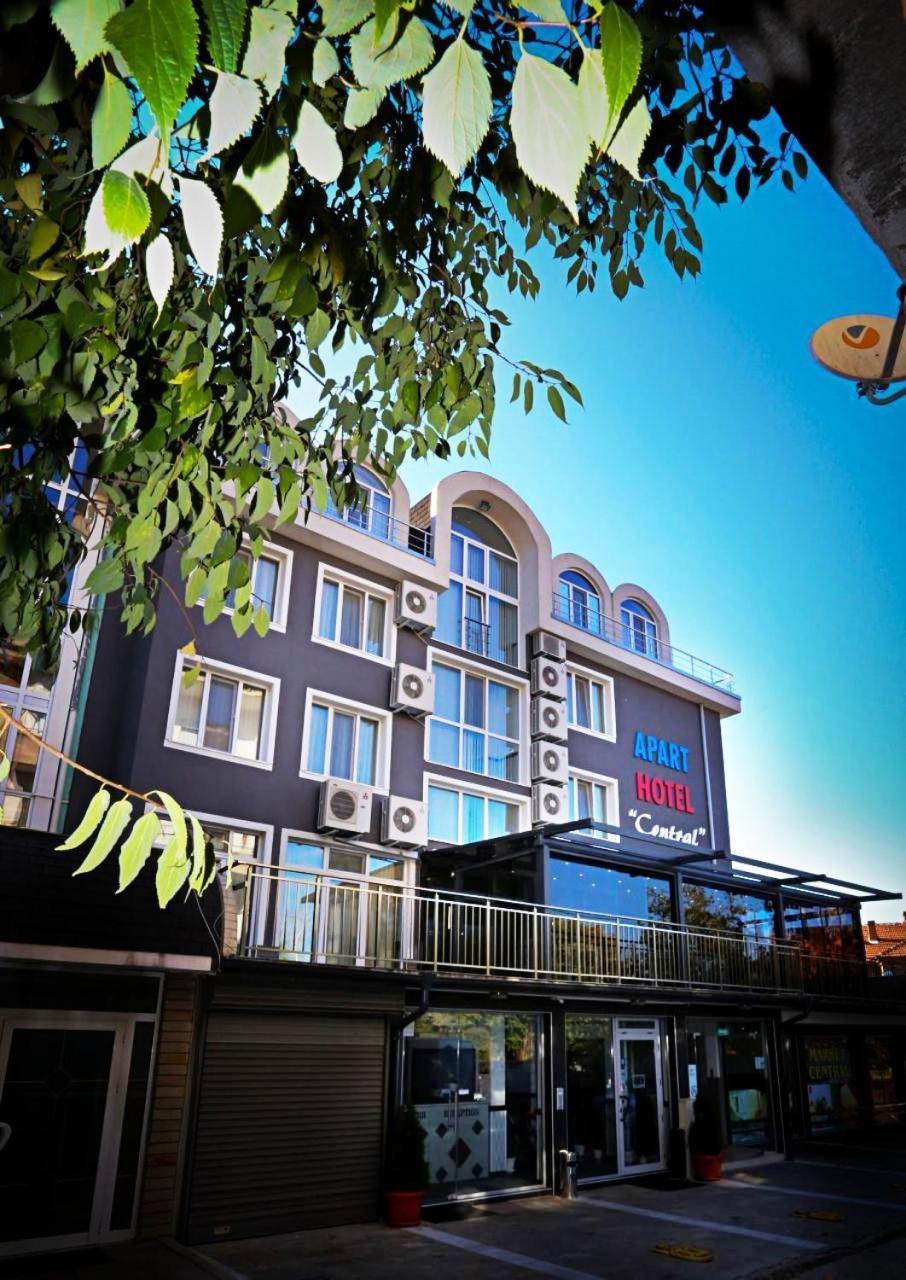 Apart Hotel Central Momchilgrad Esterno foto